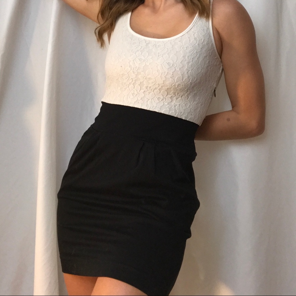 White and Black Body Con Dress with Pockets
